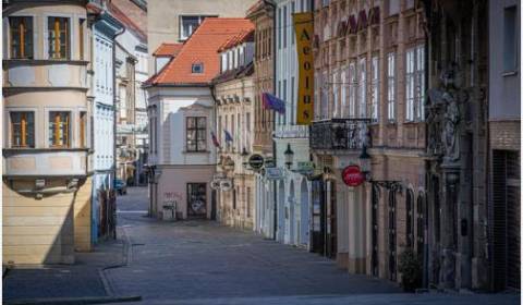 Eladó 2 szobás lakás, 2 szobás lakás, Bratislava - Staré Mesto, Szlová