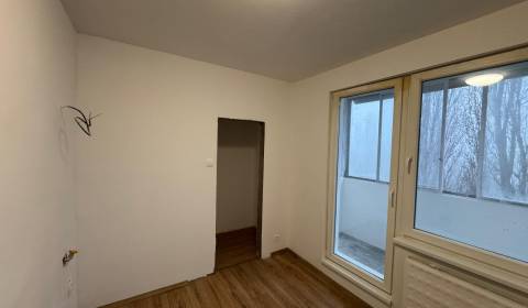 Eladó 3 szobás lakás, 3 szobás lakás, Dunajská Streda, Szlovákia