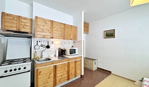 Eladó 1 szobás lakás, 1 szobás lakás, Šalgotariánska, Banská Bystrica,