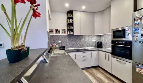 Eladó Családi ház, Családi ház, Pri stodolách, Piešťany, Szlovákia