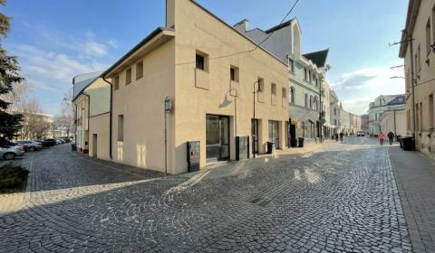 Eladó Épület, Épület, Jozefa Vuruma, Žilina, Szlovákia