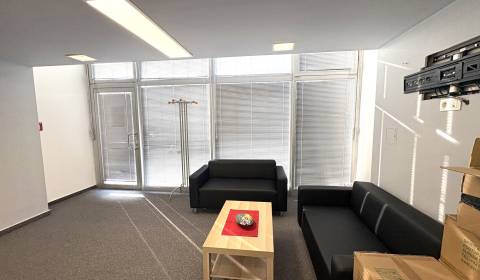 Kiadó Irodahelység, Irodahelység, Bratislava - Ružinov, Szlovákia