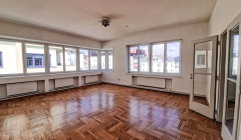 Kiadó Irodahelység, Irodahelység, Žilina, Szlovákia