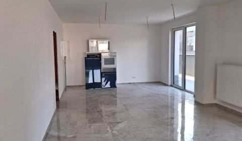 Eladó Üzlethelység, Üzlethelység, Cementárska cesta, Malacky, Szlováki