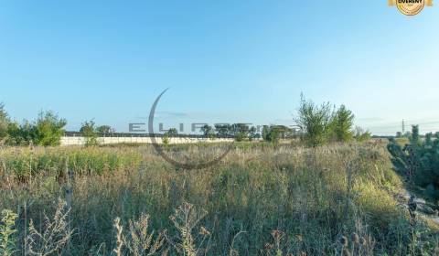 Eladó Telkek - kereskedelmi célra, Telkek - kereskedelmi célra, Priemy