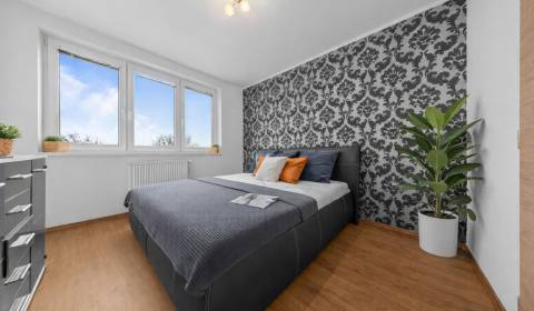 Eladó 3 szobás lakás, 3 szobás lakás, Pezinok, Szlovákia