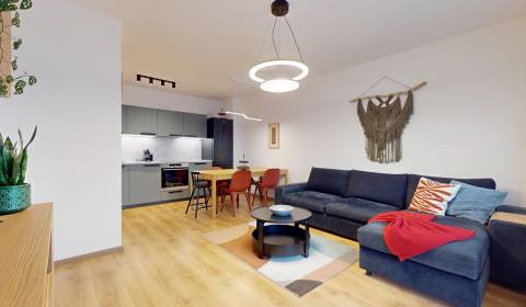 Eladó 3 szobás lakás, 3 szobás lakás, Ivanská cesta, Bratislava - Ruži