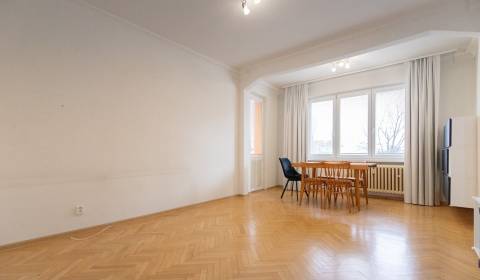 Kiadó 4 szobás lakás, 4 szobás lakás, Čsl.parašutistov, Bratislava - N