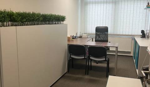 Kiadó Irodahelység, Irodahelység, Považská Bystrica, Szlovákia