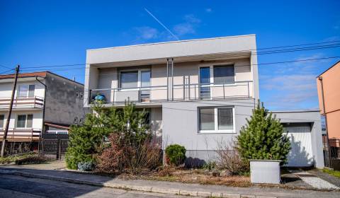 Eladó Családi ház, Családi ház, Športová, Piešťany, Szlovákia