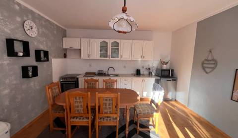 Eladó Családi ház, Családi ház, Čadca, Szlovákia