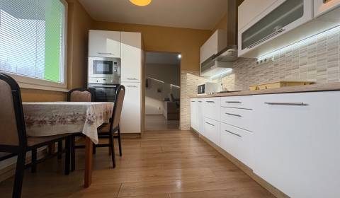 Eladó 3 szobás lakás, 3 szobás lakás, Levice, Szlovákia