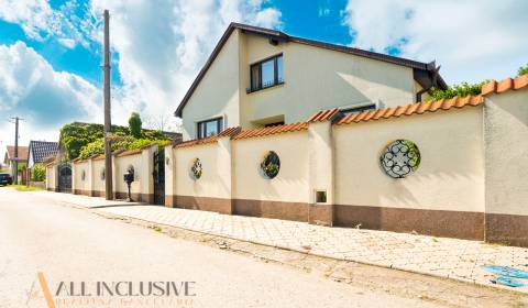 Eladó Családi ház, Családi ház, Dunajská Streda, Szlovákia