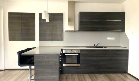 Eladó 3 szobás lakás, 3 szobás lakás, Esterházyho, Dunajská Streda, Sz