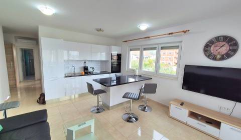 Eladó Apartmanok, Apartmanok, Trogir, Horvátország