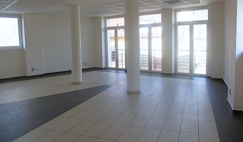 Irodahelység, Žilina, Szlovákia