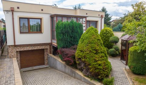 Eladó Családi ház, Családi ház, Mojmírova, Topoľčany, Szlovákia