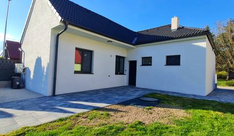 Eladó Családi ház, Családi ház, Piešťany, Szlovákia