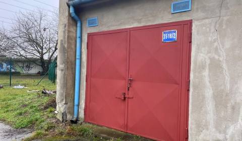 Eladó Garázsok, Garázsok, Astronomická, Bratislava - Ružinov, Szlováki