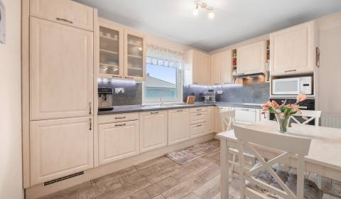 Eladó Családi ház, Családi ház, Žihľavová, Senec, Szlovákia