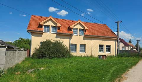 Eladó Családi ház, Családi ház, Bíňovce, Trnava, Szlovákia