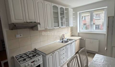 Kiadó 2 szobás lakás, 2 szobás lakás, Svätoplukova, Prievidza, Szlovák