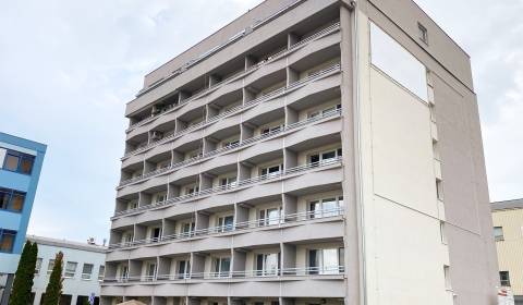 Parkoló hely, kiadó, Bratislava - Ružinov, Szlovákia