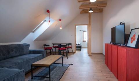 Eladó Apartmanok, Apartmanok, Brezno, Szlovákia