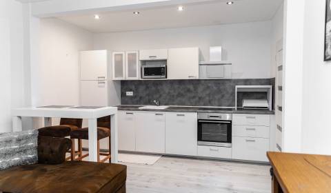 Eladó 2 szobás lakás, 2 szobás lakás, Kozmonautická, Bratislava - Ruži