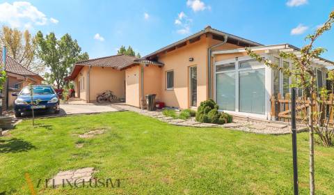 Eladó Családi ház, Családi ház, Dunajská Streda, Szlovákia