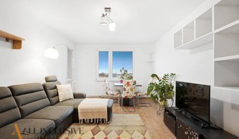 Eladó 4 szobás lakás, 4 szobás lakás, Smetanov háj, Dunajská Streda, S