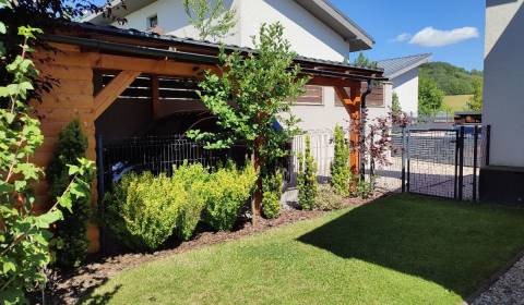 Eladó Családi ház, Családi ház, Žilina, Szlovákia