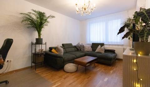 Kiadó 2 szobás lakás, 2 szobás lakás, Čiližská, Bratislava - Podunajsk