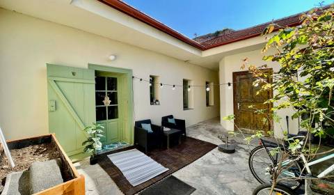 Eladó Családi ház, Családi ház, Komárno, Szlovákia