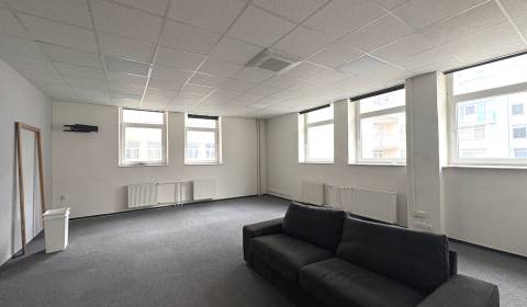 Kiadó Irodahelység, Irodahelység, Trnavská cesta, Bratislava - Ružinov