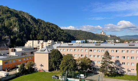 Eladó 3 szobás lakás, 3 szobás lakás, K výstavisku, Trenčín, Szlovákia