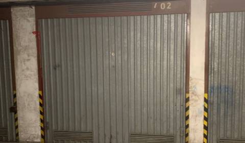 Eladó Garázsok, Garázsok, Medveďovej, Bratislava - Petržalka, Szlováki