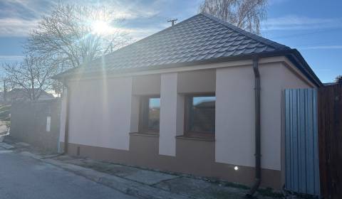 Kiadó Családi ház, Családi ház, Mlynská, Senec, Szlovákia
