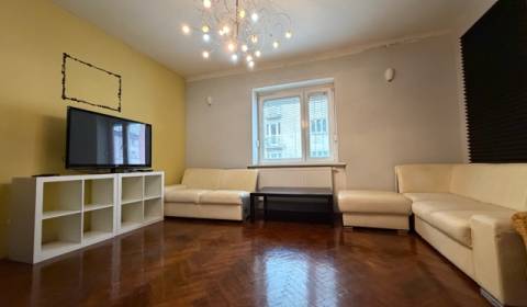 Eladó 5 vagy több szobás, 5 vagy több szobás, Francisciho, Bratislava 