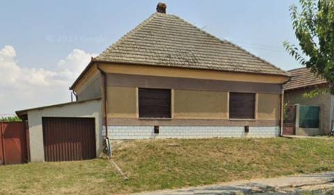 Eladó Családi ház, Családi ház, Nové Zámky, Szlovákia