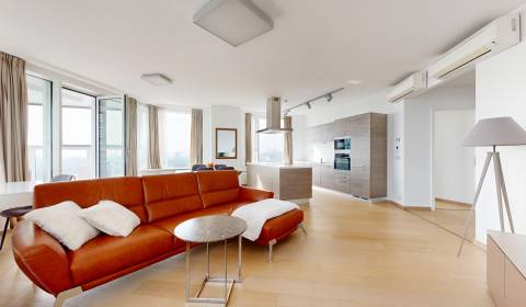 Kiadó 3 szobás lakás, 3 szobás lakás, Landererova, Bratislava - Staré 