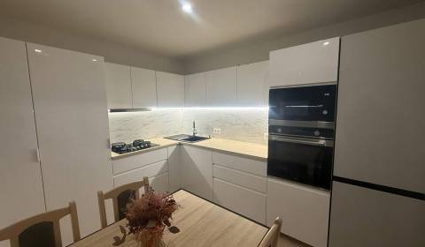 Kiadó 3 szobás lakás, 3 szobás lakás, Nové Zámky, Szlovákia