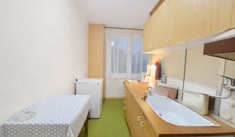 Eladó 3 szobás lakás, 3 szobás lakás, Školská, Čadca, Szlovákia