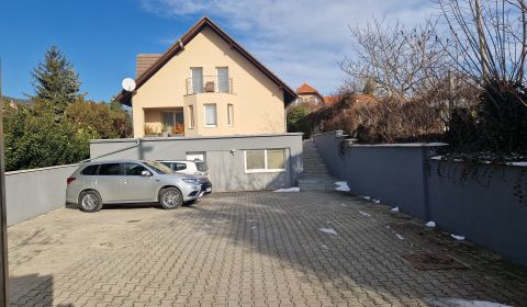 Eladó Családi ház, Családi ház, Jelenecká, Nitra, Szlovákia