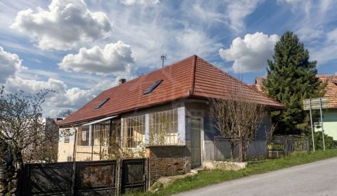 Eladó Családi ház, Családi ház, Banská Štiavnica, Szlovákia
