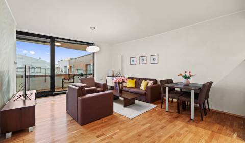 Kiadó 2 szobás lakás, 2 szobás lakás, Bratislava - Staré Mesto, Szlová