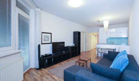 Eladó 2 szobás lakás, 2 szobás lakás, Jégeho 8, Bratislava - Ružinov, 