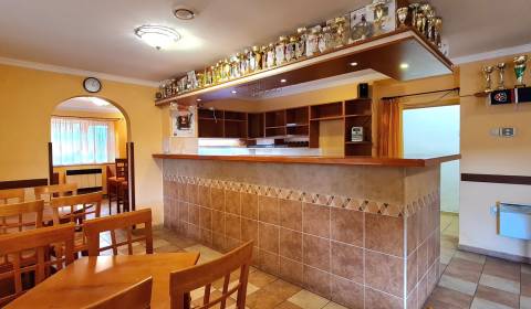 Eladó Üzlethelység, Üzlethelység, Žiar nad Hronom, Szlovákia