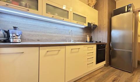 Kiadó 2 szobás lakás, 2 szobás lakás, Dadanova, Žilina, Szlovákia