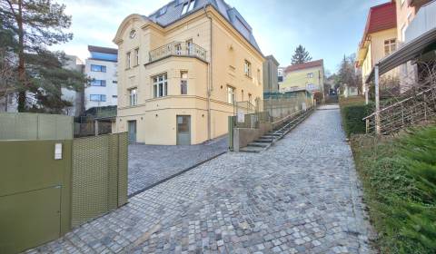 Kiadó 1 szobás lakás, 1 szobás lakás, Vansovej, Bratislava - Staré Mes